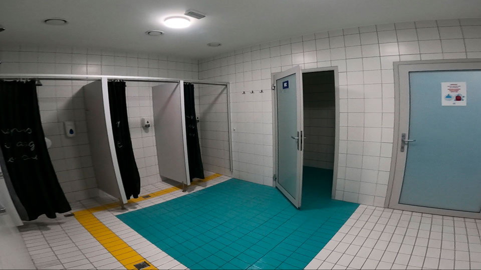 Prysznice basen w Chełmcu - Aqua Centrum Chełmiec