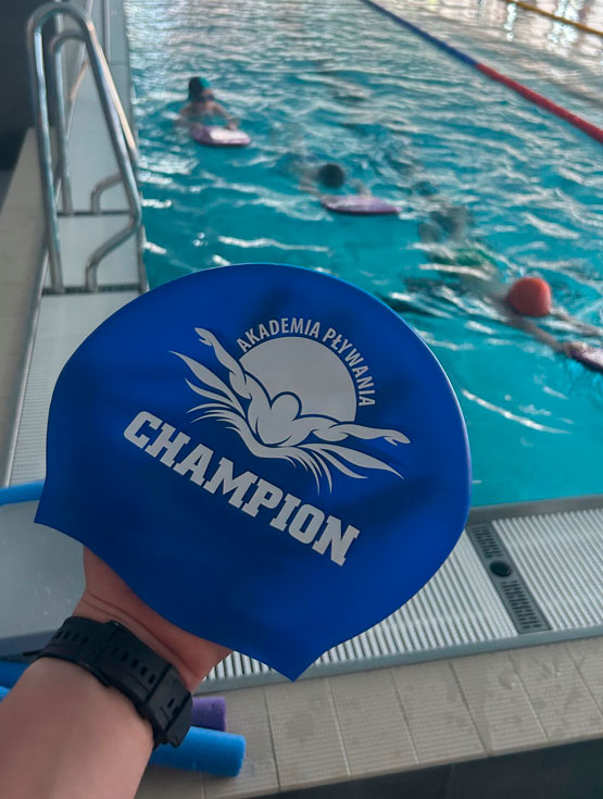 Czepek pływacki w szkole pływania Chełmiec