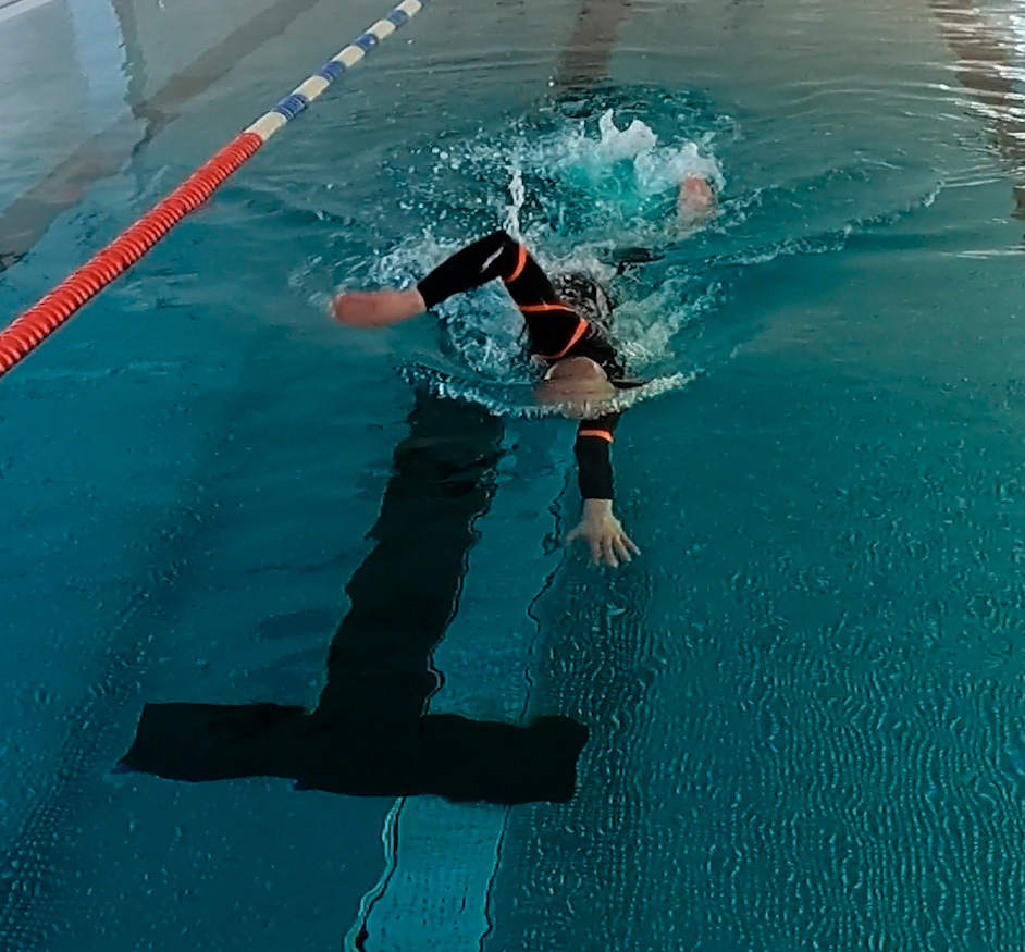 Wysoki łokieć w stylu dowolnym - kraul