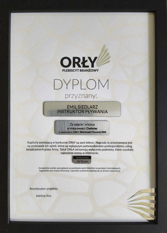 Laureat ORŁY Sportu 2025 Emil Siedlarz na basenie w Chełmcu